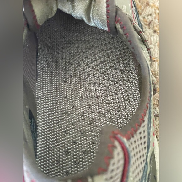 LL Bean Men’s sneakers NWT - Picture 5 of 6